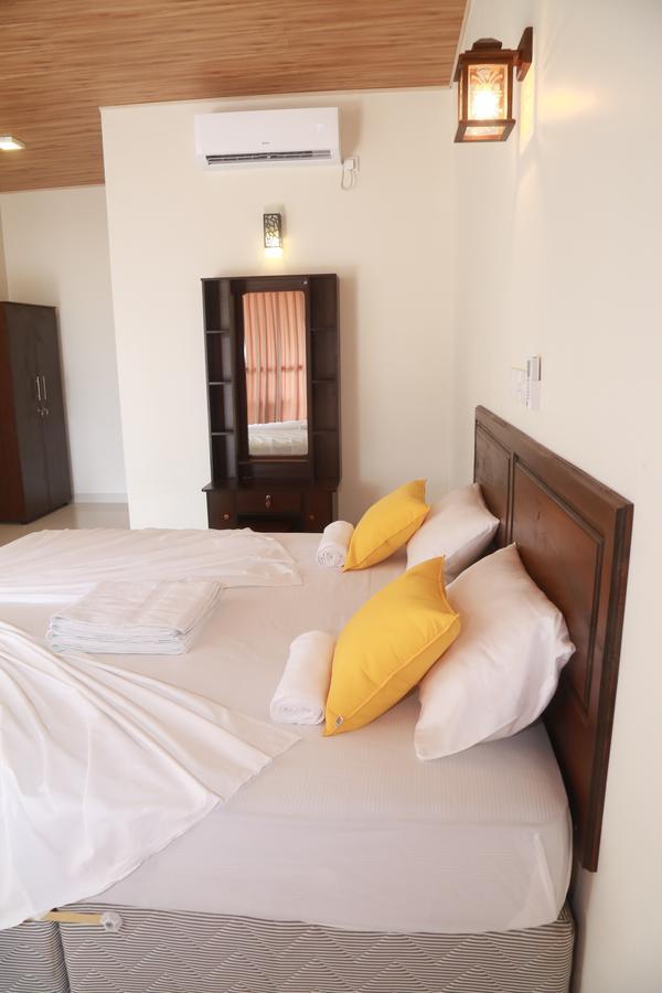 Serene Beach Hotel Dikwella Sur Exterior foto