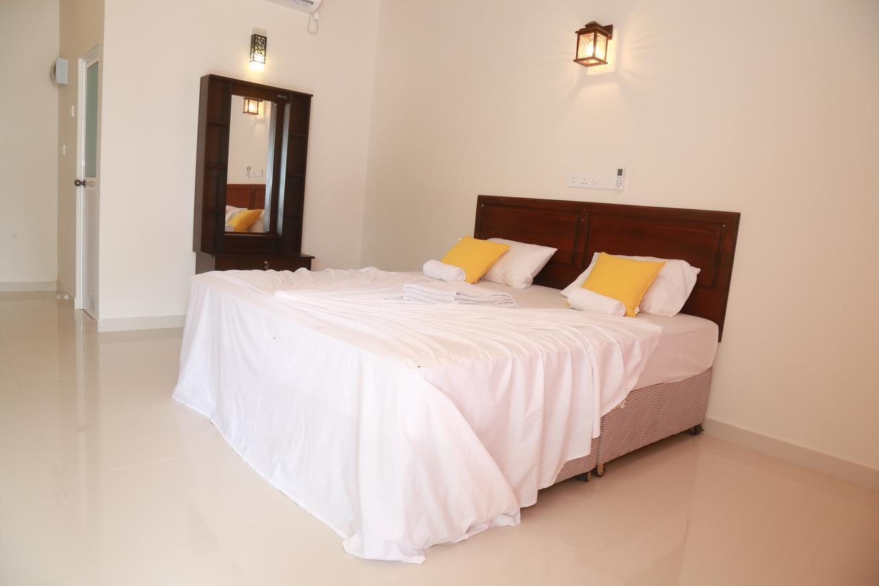 Serene Beach Hotel Dikwella Sur Exterior foto